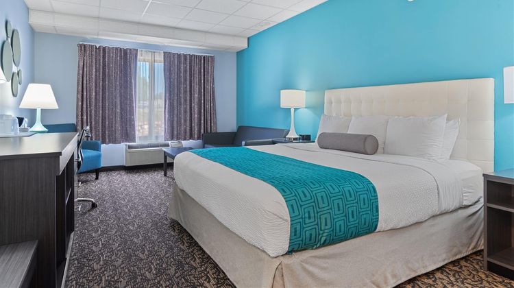Elevation Inn & Suites Suite