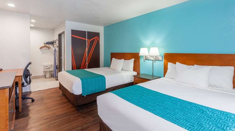 <b>Howard Johnson Express Inn National City Room</b>. Images powered by <a href="https://iceportal.shijigroup.com/" title="IcePortal" target="_blank">IcePortal</a>.