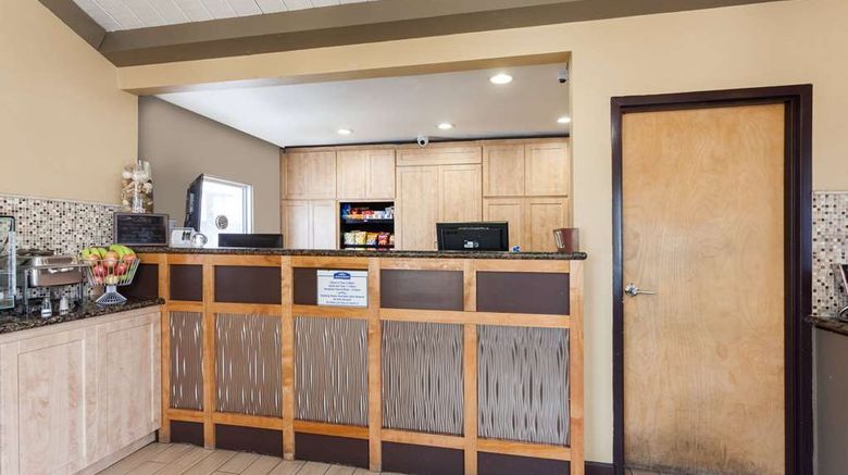<b>Howard Johnson Express Inn National City Lobby</b>. Images powered by <a href="https://iceportal.shijigroup.com/" title="IcePortal" target="_blank">IcePortal</a>.