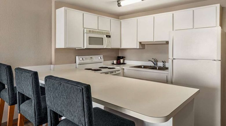 <b>Days Inn Cocoa Beach Port Canaveral Suite</b>. Images powered by <a href="https://iceportal.shijigroup.com/" title="IcePortal" target="_blank">IcePortal</a>.