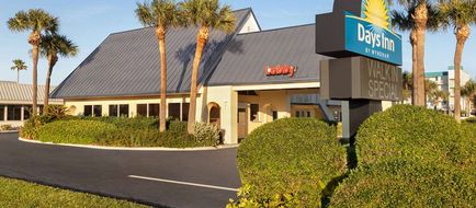 Days Inn Cocoa Beach Port Canaveral Exterior