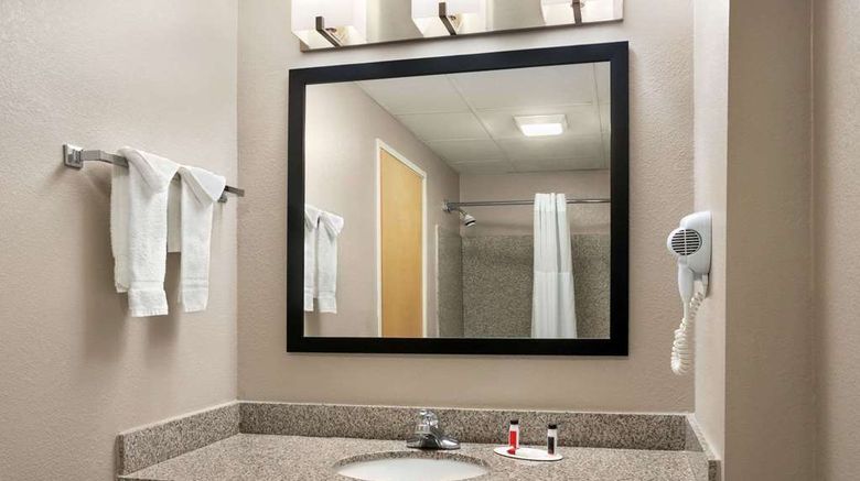 <b>Days Inn & Suites Murfreesboro Room</b>. Images powered by <a href="https://iceportal.shijigroup.com/" title="IcePortal" target="_blank">IcePortal</a>.