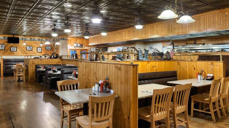 Super 8 Fallon Restaurant