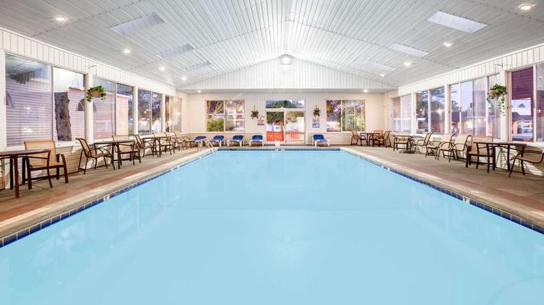 <b>Super 8 Macknaw City/Beachfront Area Pool</b>. Images powered by <a href="https://iceportal.shijigroup.com/" title="IcePortal" target="_blank">IcePortal</a>.