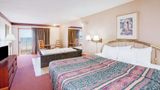 Super 8 Macknaw City/Beachfront Area Room