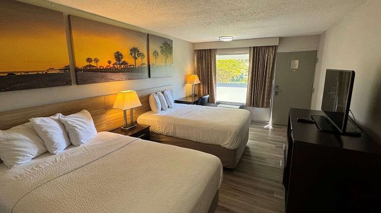 Days Inn Brooksville Room