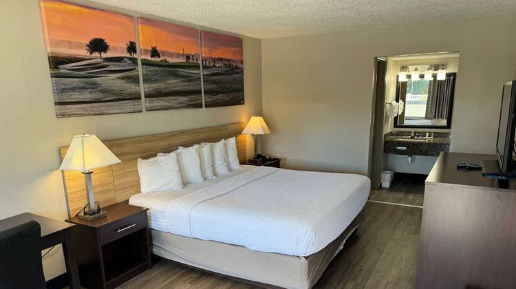 Days Inn Brooksville Room