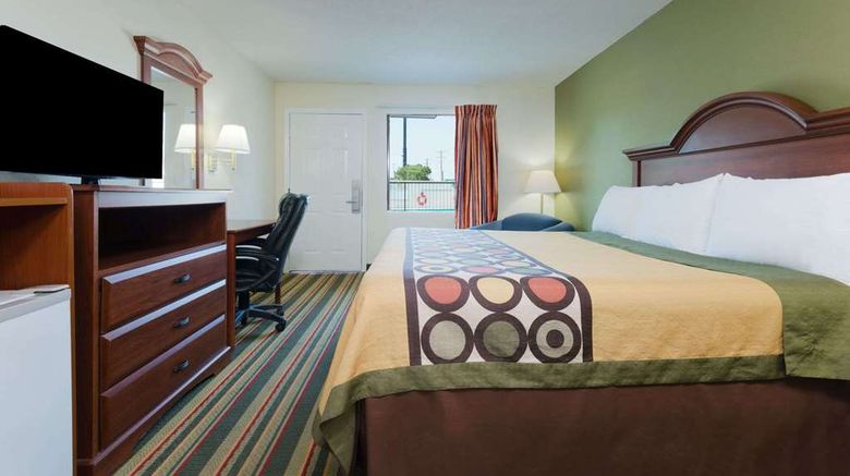 <b>Baymont by Wyndham Troy Health</b>. Images powered by <a href="https://iceportal.shijigroup.com/" title="IcePortal" target="_blank">IcePortal</a>.
