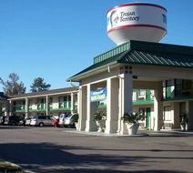 Baymont by Wyndham Troy Exterior