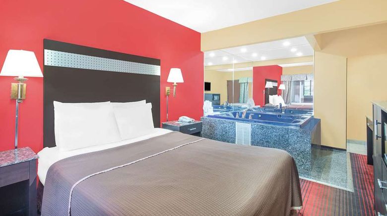 <b>Howard Johnson North Bergen Suite</b>. Images powered by <a href="https://iceportal.shijigroup.com/" title="IcePortal" target="_blank">IcePortal</a>.
