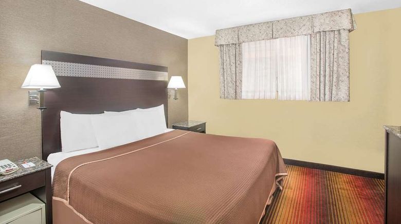 <b>Howard Johnson North Bergen Room</b>. Images powered by <a href="https://iceportal.shijigroup.com/" title="IcePortal" target="_blank">IcePortal</a>.
