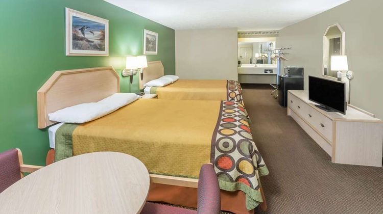 Super 8 Kosciusko Room