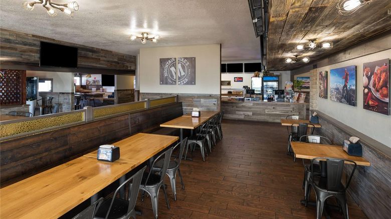 <b>Super 8 Fort Bragg Restaurant</b>. Images powered by <a href="https://iceportal.shijigroup.com/" title="IcePortal" target="_blank">IcePortal</a>.