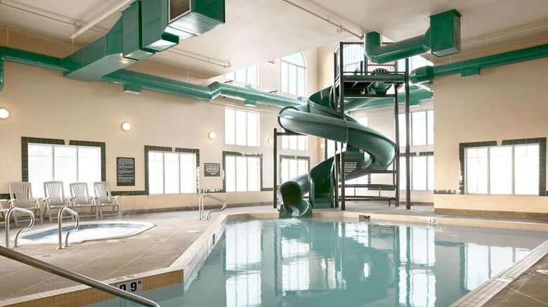 <b>Super 8 High Level Pool</b>. Images powered by <a href="https://iceportal.shijigroup.com/" title="IcePortal" target="_blank">IcePortal</a>.
