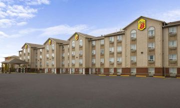 Super 8 Motel Fort Nelson