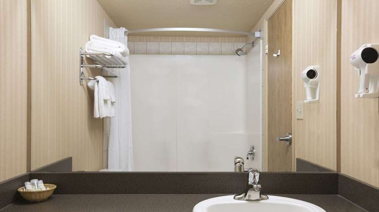 Super 8 Motel Fort Nelson Room