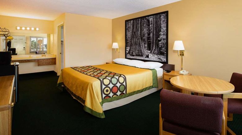 <b>Super 8 Lindsay Olive Tree Room</b>. Images powered by <a href="https://iceportal.shijigroup.com/" title="IcePortal" target="_blank">IcePortal</a>.