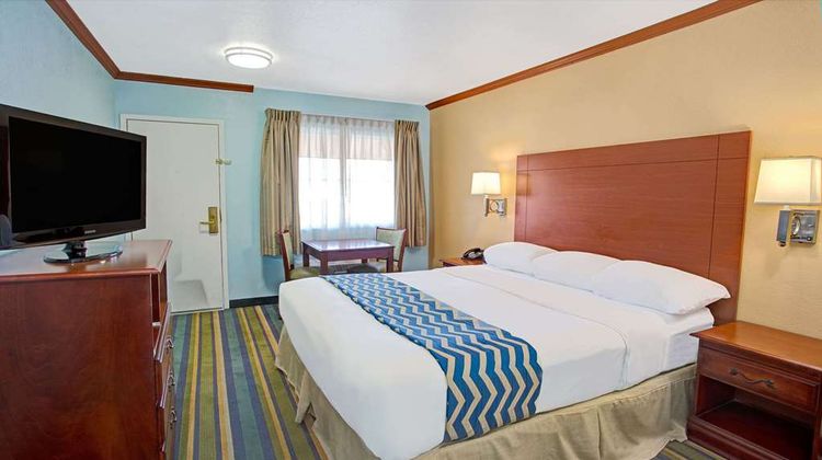 Travelodge Bishop Room