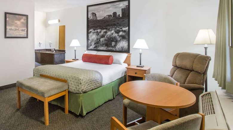 <b>Super 8 Salina/Scenic Hills Area Suite</b>. Images powered by <a href="https://iceportal.shijigroup.com/" title="IcePortal" target="_blank">IcePortal</a>.