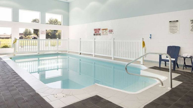 <b>Days Inn Leamington Pool</b>. Images powered by <a href="https://iceportal.shijigroup.com/" title="IcePortal" target="_blank">IcePortal</a>.