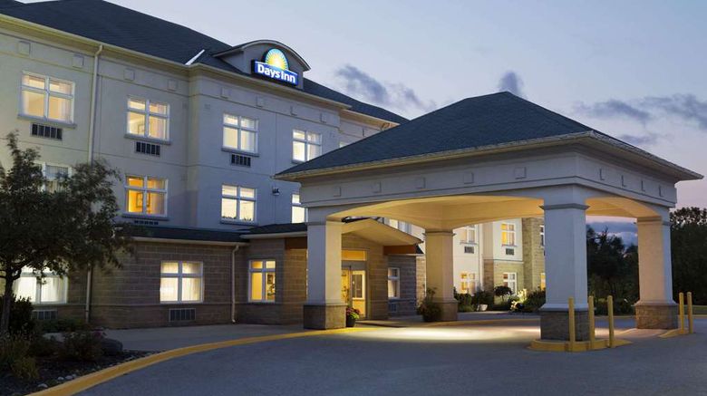 <b>Days Inn Orillia Exterior</b>. Images powered by <a href="https://iceportal.shijigroup.com/" title="IcePortal" target="_blank">IcePortal</a>.