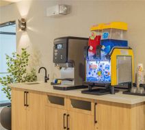 Days Inn & Suites West Edmonton Lobby