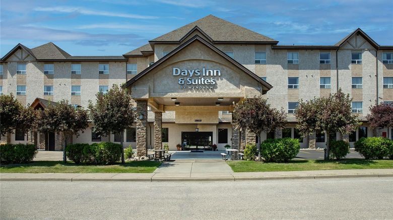 <b>Days Inn & Suites West Edmonton Exterior</b>. Images powered by <a href="https://iceportal.shijigroup.com/" title="IcePortal" target="_blank">IcePortal</a>.