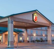 Super 8 Swan River MB Exterior