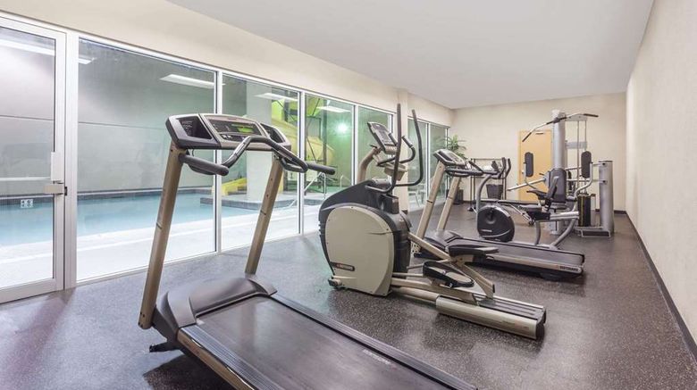 <b>Super 8 Abbotsford Health</b>. Images powered by <a href="https://iceportal.shijigroup.com/" title="IcePortal" target="_blank">IcePortal</a>.