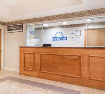 Days Inn Glen Allen Lobby