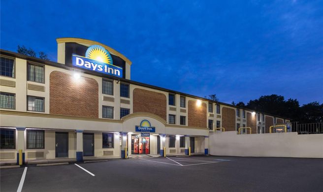 Days Inn Dumfries Quantico Exterior