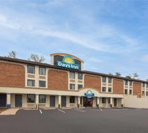 Days Inn Dumfries Quantico Exterior