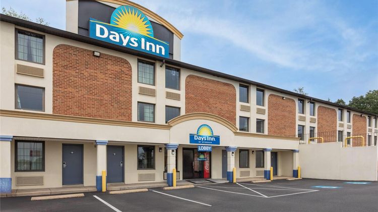 Days Inn Dumfries Quantico Exterior