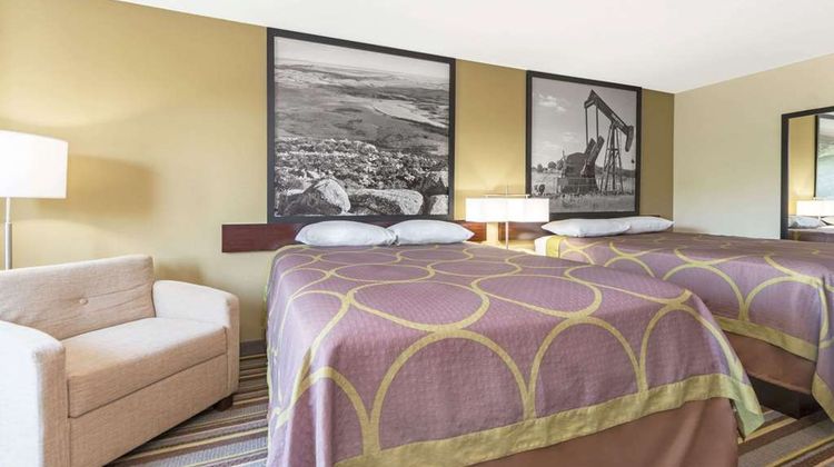 Super 8 Perry Room