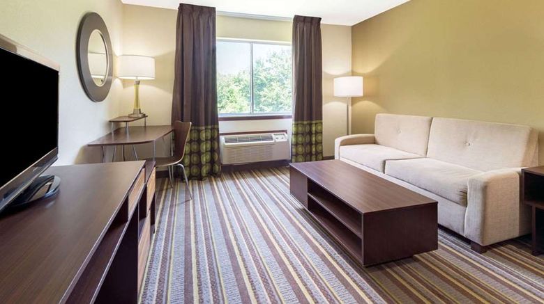 <b>Super 8 Perry Room</b>. Images powered by <a href="https://iceportal.shijigroup.com/" title="IcePortal" target="_blank">IcePortal</a>.