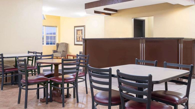 <b>Days Inn Faribault Lobby</b>. Images powered by <a href="https://iceportal.shijigroup.com/" title="IcePortal" target="_blank">IcePortal</a>.