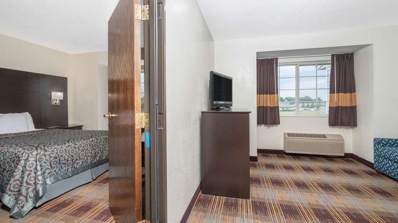 <b>Days Inn Faribault Suite</b>. Images powered by <a href="https://iceportal.shijigroup.com/" title="IcePortal" target="_blank">IcePortal</a>.