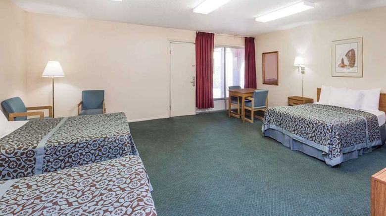 <b>Days Inn Socorro Room</b>. Images powered by <a href="https://iceportal.shijigroup.com/" title="IcePortal" target="_blank">IcePortal</a>.