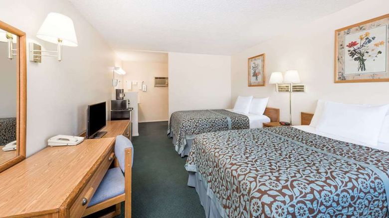 <b>Days Inn Socorro Room</b>. Images powered by <a href="https://iceportal.shijigroup.com/" title="IcePortal" target="_blank">IcePortal</a>.