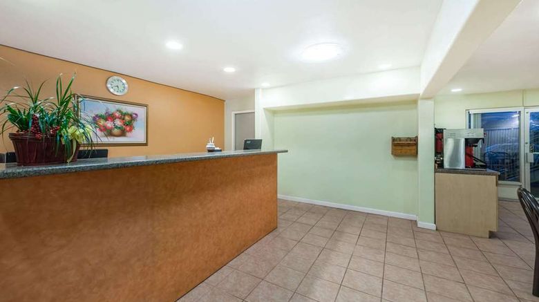 <b>Days Inn Socorro Lobby</b>. Images powered by <a href="https://iceportal.shijigroup.com/" title="IcePortal" target="_blank">IcePortal</a>.
