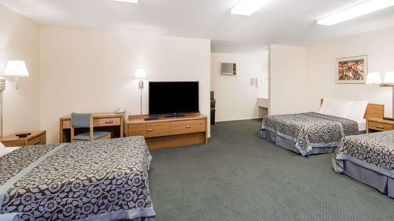 <b>Days Inn Socorro Room</b>. Images powered by <a href="https://iceportal.shijigroup.com/" title="IcePortal" target="_blank">IcePortal</a>.