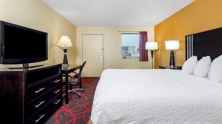 <b>Travelodge by Wyndham Richmond Room</b>. Images powered by <a href="https://iceportal.shijigroup.com/" title="IcePortal" target="_blank">IcePortal</a>.