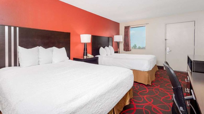 <b>Travelodge by Wyndham Richmond Room</b>. Images powered by <a href="https://iceportal.shijigroup.com/" title="IcePortal" target="_blank">IcePortal</a>.