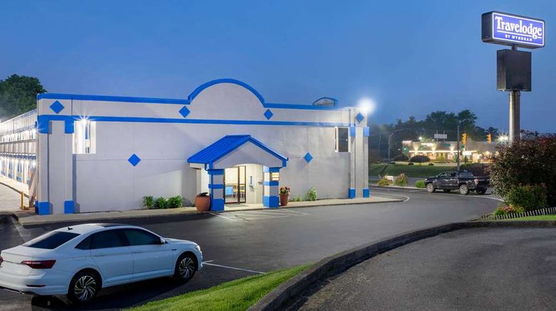 <b>Travelodge by Wyndham Richmond Exterior</b>. Images powered by <a href="https://iceportal.shijigroup.com/" title="IcePortal" target="_blank">IcePortal</a>.