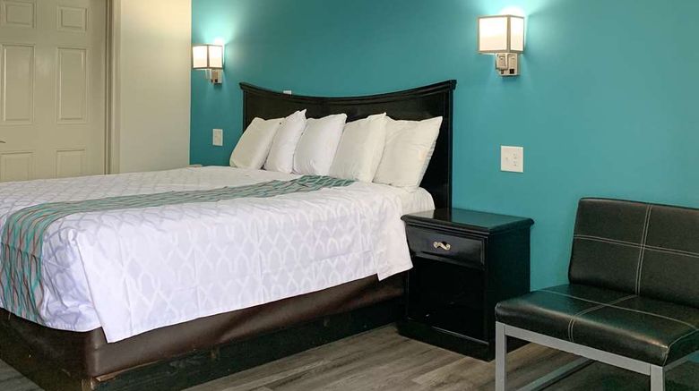 <b>Knights Inn Nashville Room</b>. Images powered by <a href="https://iceportal.shijigroup.com/" title="IcePortal" target="_blank">IcePortal</a>.
