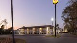 Super 8 Ellenton Bradenton Area Exterior