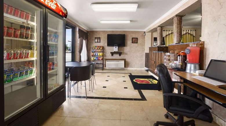 <b>Super 8 Childress Lobby</b>. Images powered by <a href="https://iceportal.shijigroup.com/" title="IcePortal" target="_blank">IcePortal</a>.