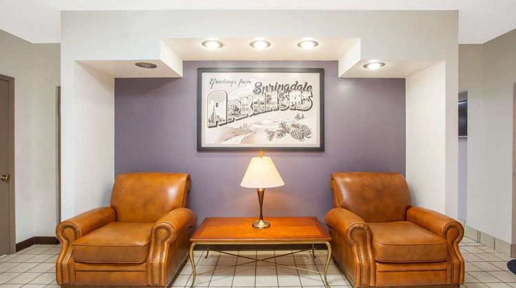 Super 8 Springdale Lobby