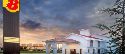 Super 8 Springdale Exterior