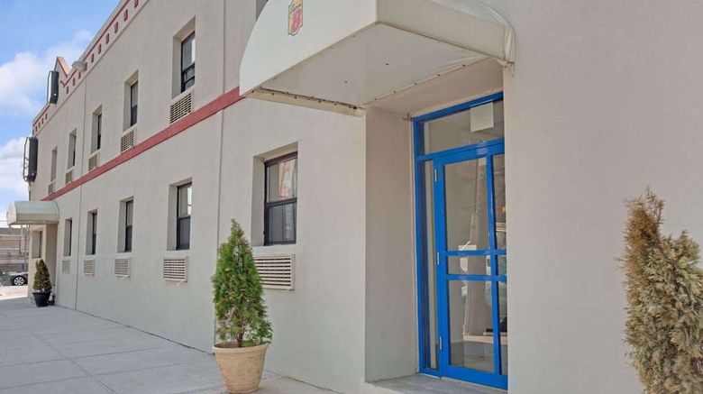 Super 8 Long Island City LGA Hotel Exterior. Images powered by <a href="https://iceportal.shijigroup.com" target="_blank" rel="noopener">Ice Portal</a>.